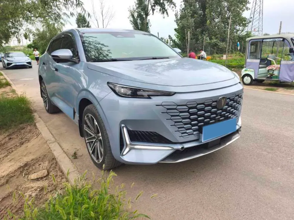 2021 ChangAn UNI-K 2.0T 233HP L4 8AT,autocango,china used car exporter,china ev exporter,chinese used car exporter,chinese used ev exporter