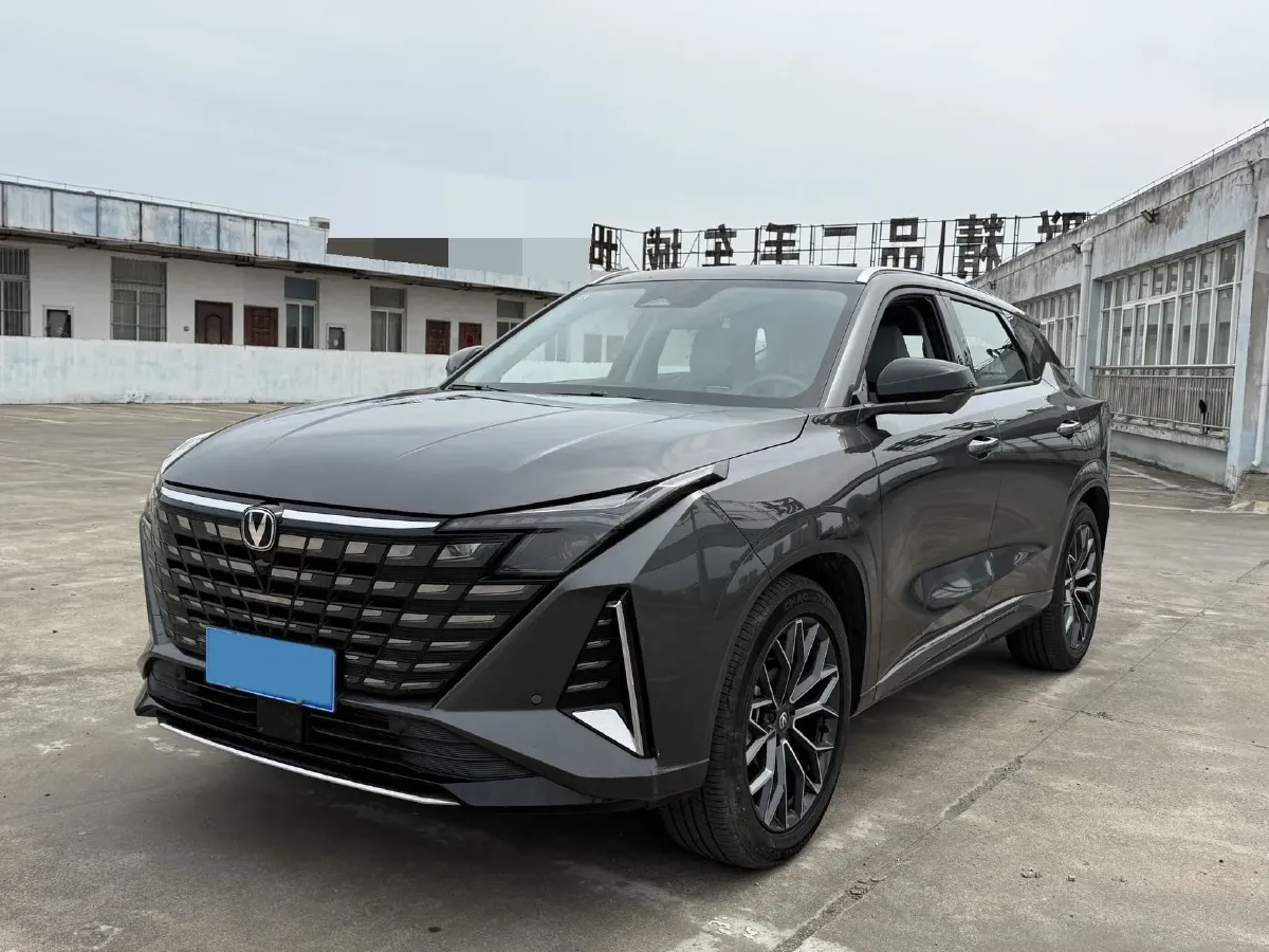 2025 ChangAn UNI-Z 1.5T 188HP L4 7DCT,autocango,china used car exporter,china ev exporter,chinese used car exporter,chinese used ev exporter