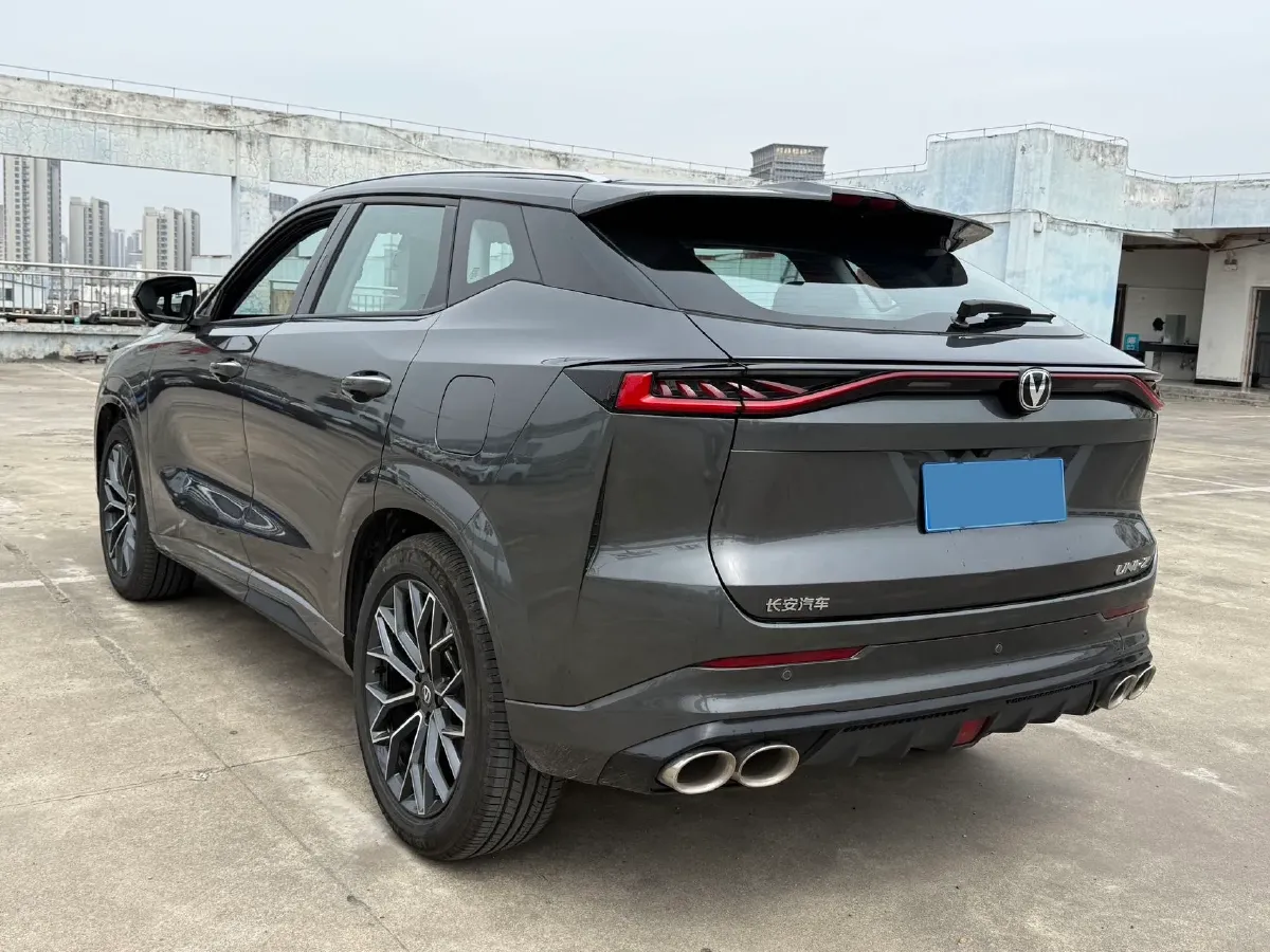 2025 ChangAn UNI-Z 1.5T 188HP L4 7DCT,autocango,china used car exporter,china ev exporter,chinese used car exporter,chinese used ev exporter
