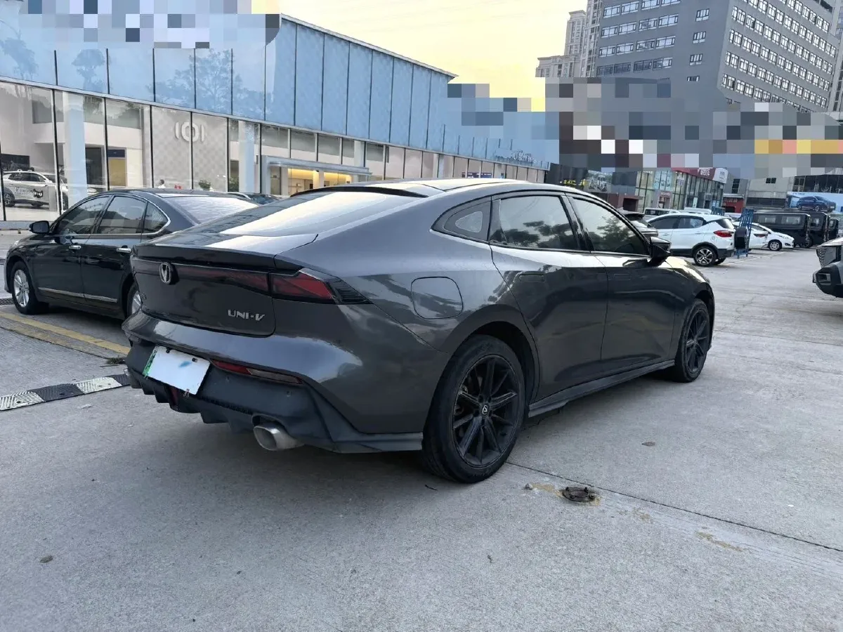 2023 ChangAn UNI-V iDD 1.5T 170HP L4 6TCT PHEV 18.4KWH,autocango,china used car exporter,china ev exporter,chinese used car exporter,chinese used ev exporter