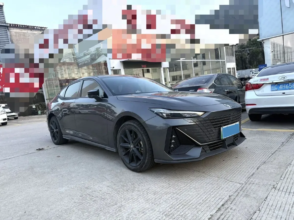 2023 ChangAn UNI-V iDD 1.5T 170HP L4 6TCT PHEV 18.4KWH,autocango,china used car exporter,china ev exporter,chinese used car exporter,chinese used ev exporter