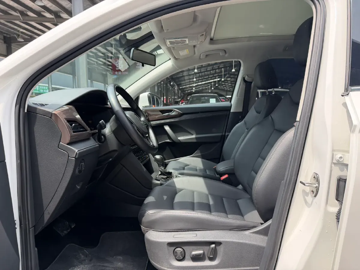 2021 Volkswagen Tharu 1.4T 150HP L4 7DCT,autocango,china used car exporter,china ev exporter,chinese used car exporter,chinese used ev exporter