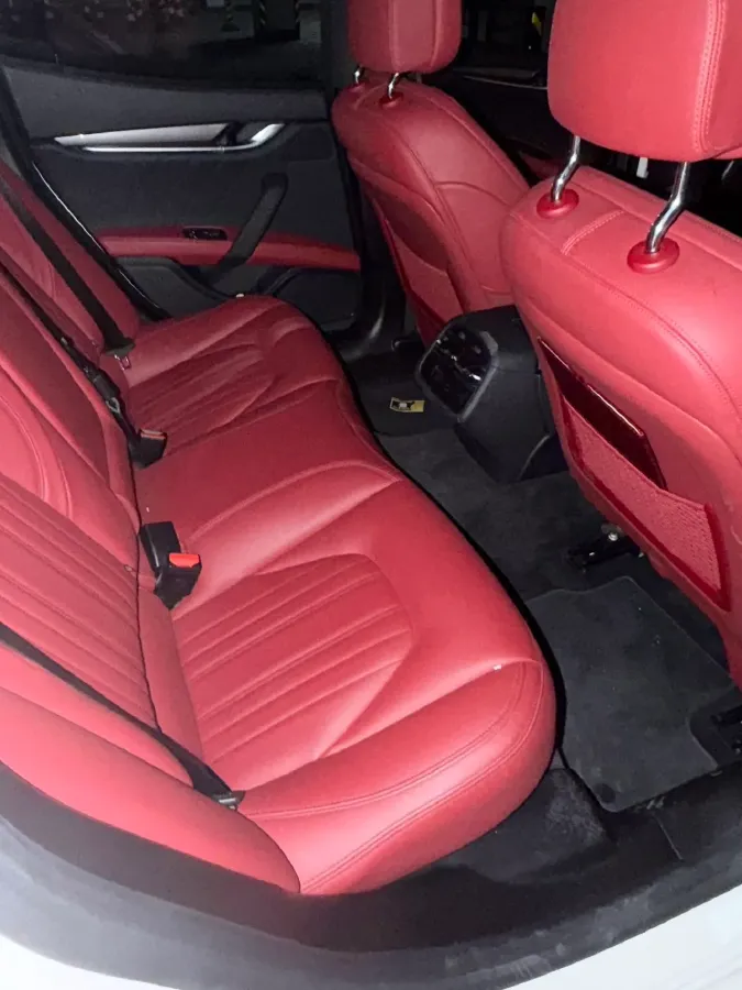 2022 Audi Q7 2.0T 245HP L4 8AT,autocango,china used car exporter,china ev exporter,chinese used car exporter,chinese used ev exporter