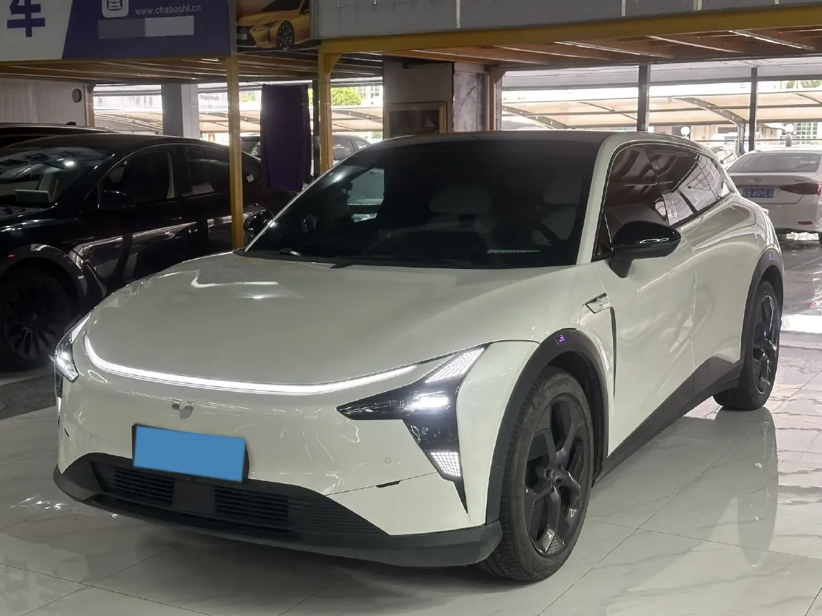 2023 Honda CR-V 2.0L 150HP L4 E-CVT PHEV 17.7KWH,autocango,china used car exporter,china ev exporter,chinese used car exporter,chinese used ev exporter