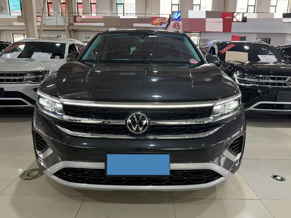 2022 Volkswagen Talagon 2.0T 220HP L4 7DCT,autocango,china used car exporter,china ev exporter,chinese used car exporter,chinese used ev exporter