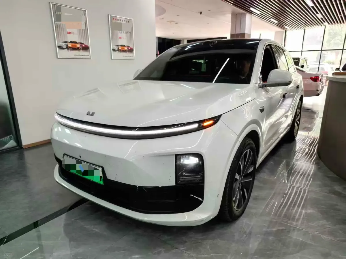 2025 Li L6 Range Extended 154HP L4 REEV,autocango,china used car exporter,china ev exporter,chinese used car exporter,chinese used ev exporter