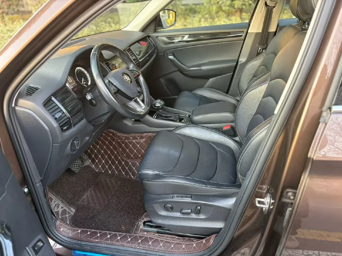 2017 Skoda Kodiak 1.8T 180HP L4 7DCT,autocango,china used car exporter,china ev exporter,chinese used car exporter,chinese used ev exporter