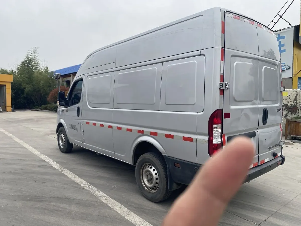 2023 DongFeng DFAC YuFeng 2.3T 143HP L4 6MT,autocango,china used car exporter,china ev exporter,chinese used car exporter,chinese used ev exporter