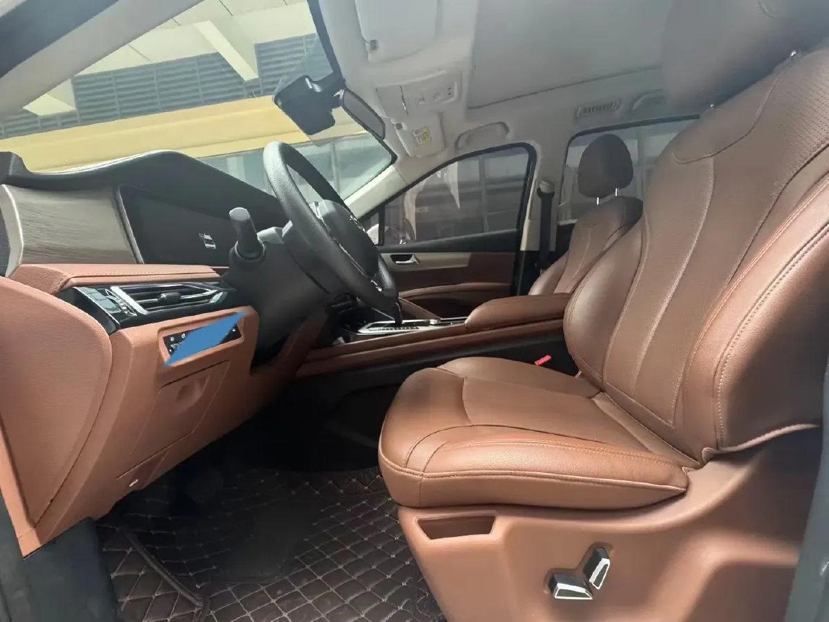 2020 HaiMa 7X 1.6T 195HP L4 6AT,autocango,china used car exporter,china ev exporter,chinese used car exporter,chinese used ev exporter