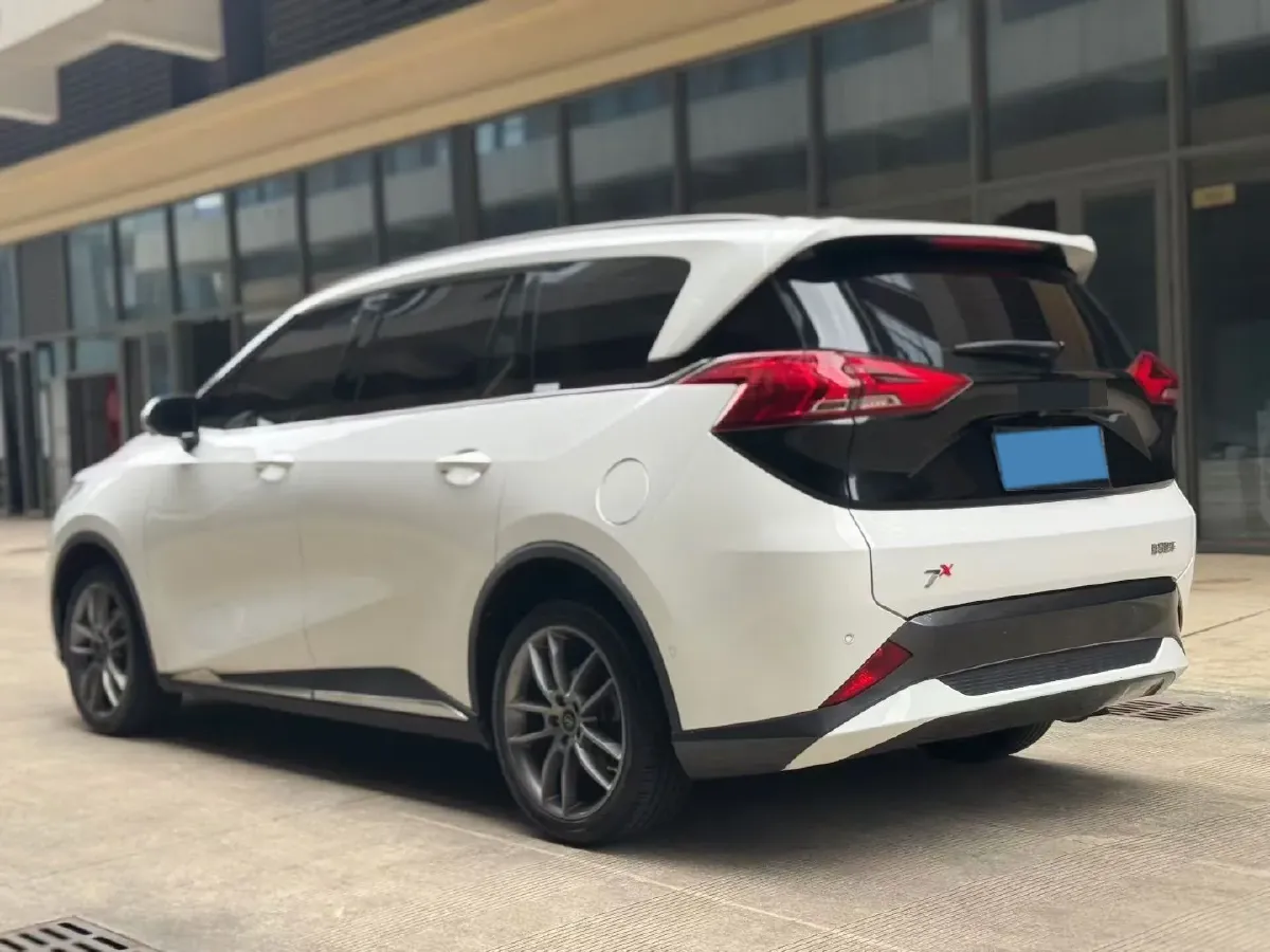 2020 HaiMa 7X 1.6T 195HP L4 6AT,autocango,china used car exporter,china ev exporter,chinese used car exporter,chinese used ev exporter