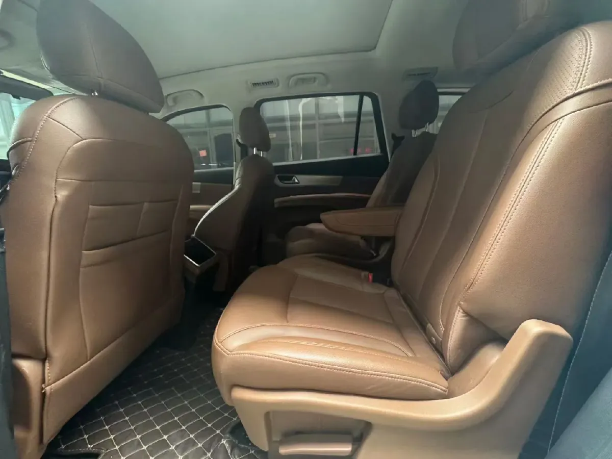 2020 HaiMa 7X 1.6T 195HP L4 6AT,autocango,china used car exporter,china ev exporter,chinese used car exporter,chinese used ev exporter