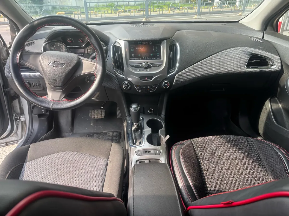 2018 Chevrolet Cruze 1.5L 114HP L4 6AT,autocango,china used car exporter,china ev exporter,chinese used car exporter,chinese used ev exporter