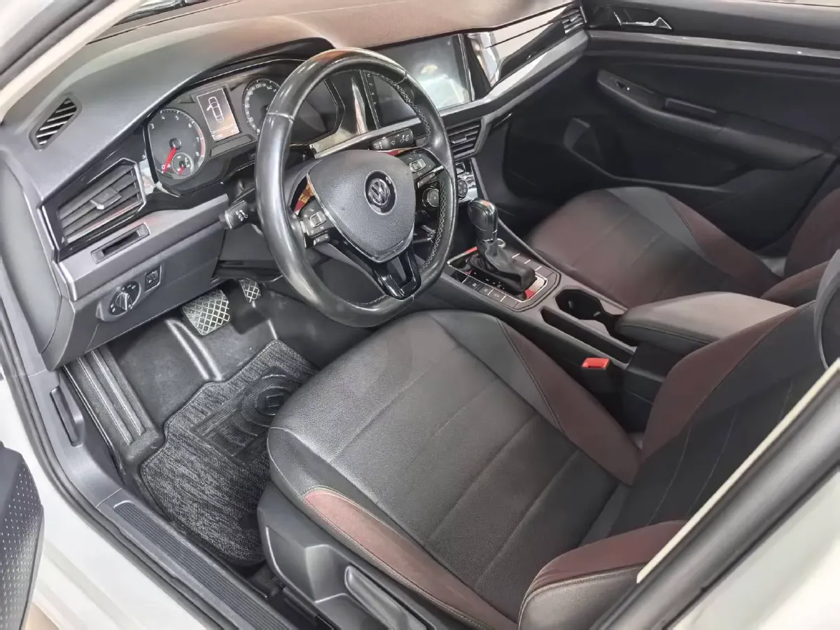 2019 Bestune T77 1.2T 143HP L4 7DCT,autocango,china used car exporter,china ev exporter,chinese used car exporter,chinese used ev exporter