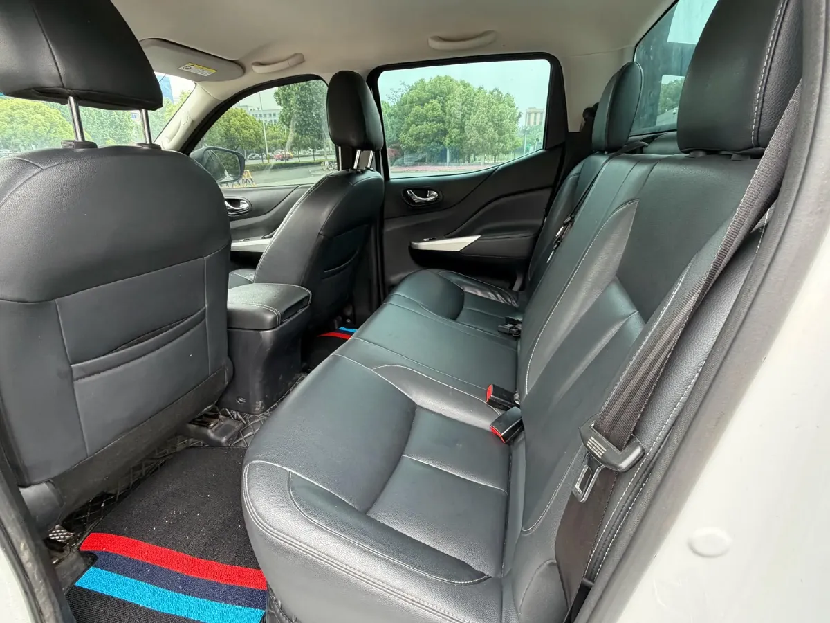 2023 Dongfeng RuiQi 6 2.3T 163HP L4 8AT,autocango,china used car exporter,china ev exporter,chinese used car exporter,chinese used ev exporter