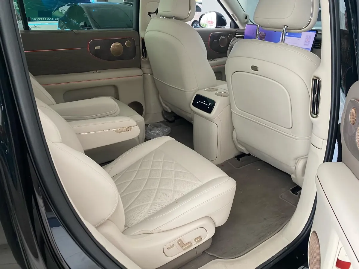 2026 IM LS9 REEV 155HP REEV,autocango,china used car exporter,china ev exporter,chinese used car exporter,chinese used ev exporter