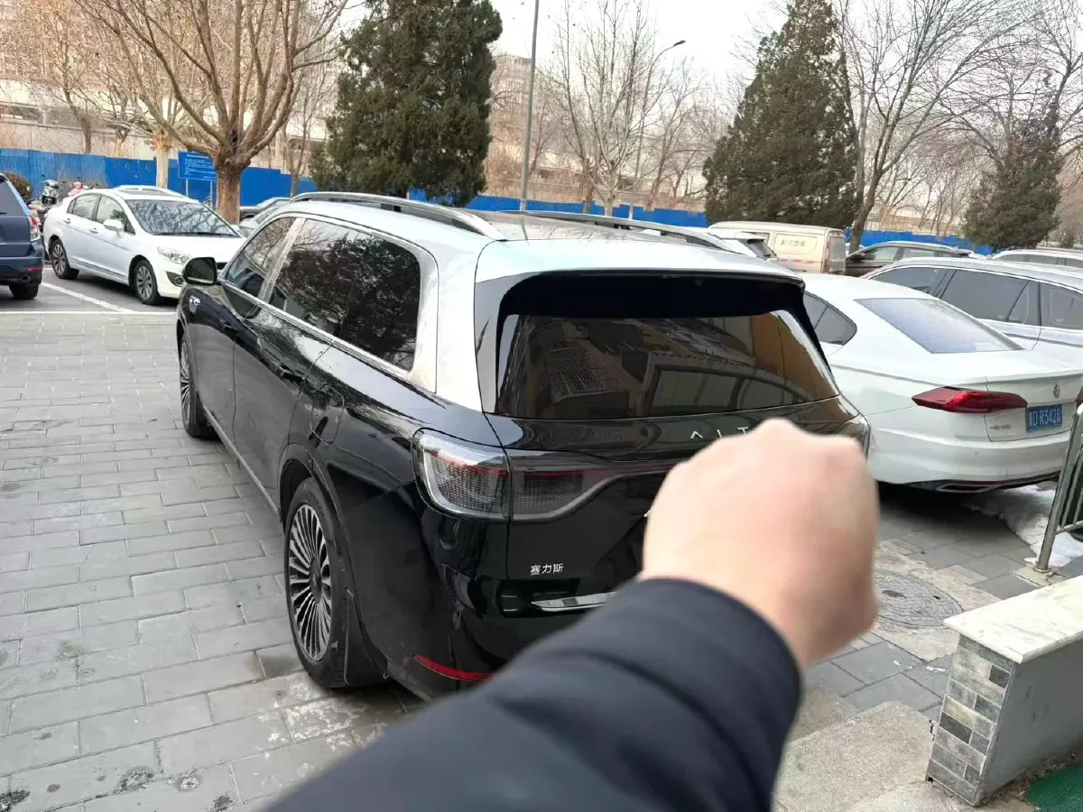 2024 AITO AITO M9 1.5T 152HP L4 REEV 42KWH,autocango,china used car exporter,china ev exporter,chinese used car exporter,chinese used ev exporter