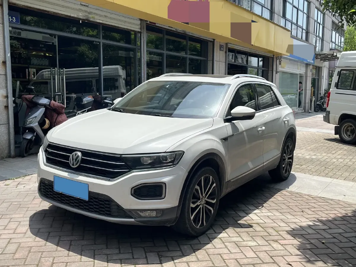 2020 Volkswagen T-Roc 1.4T 150HP L4 7DCT,autocango,china used car exporter,china ev exporter,chinese used car exporter,chinese used ev exporter