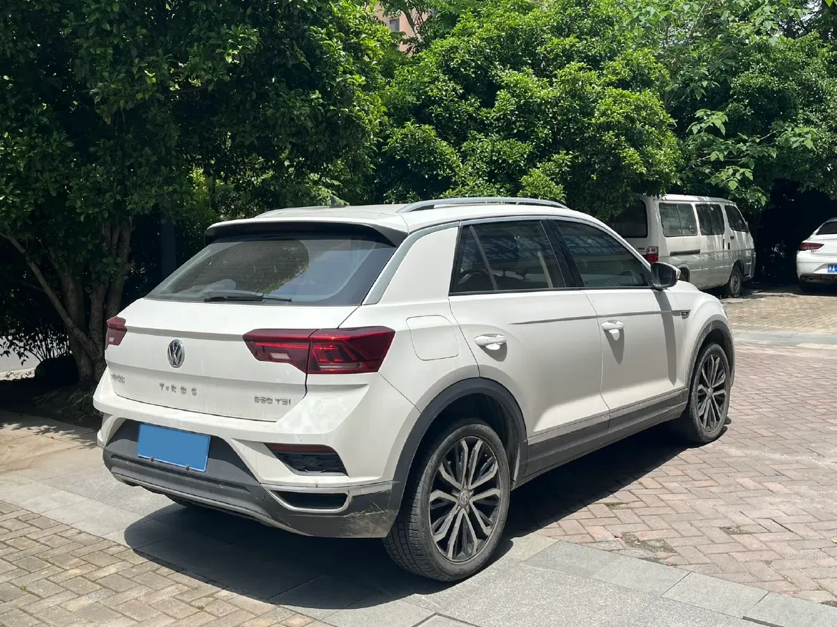 2020 Volkswagen T-Roc 1.4T 150HP L4 7DCT,autocango,china used car exporter,china ev exporter,chinese used car exporter,chinese used ev exporter