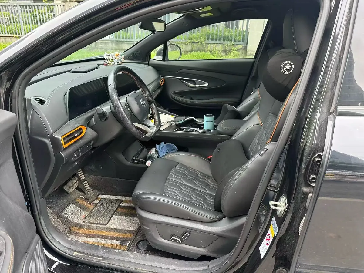 2022 ChangAn UNI-T 1.5T 188HP L4 7DCT,autocango,china used car exporter,china ev exporter,chinese used car exporter,chinese used ev exporter