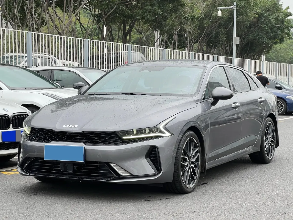 2021 Toyota Camry 2.0L 178HP L4 CVT,autocango,china used car exporter,china ev exporter,chinese used car exporter,chinese used ev exporter