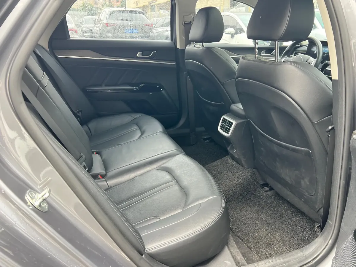 2021 Toyota Camry 2.0L 178HP L4 CVT,autocango,china used car exporter,china ev exporter,chinese used car exporter,chinese used ev exporter