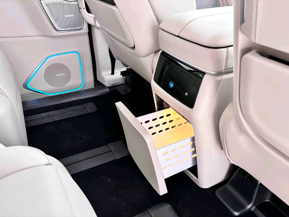 2023 WEY HighMountain 1.5T 156HP L4 2DHT PHEV 37.96KWH,autocango,china used car exporter,china ev exporter,chinese used car exporter,chinese used ev exporter