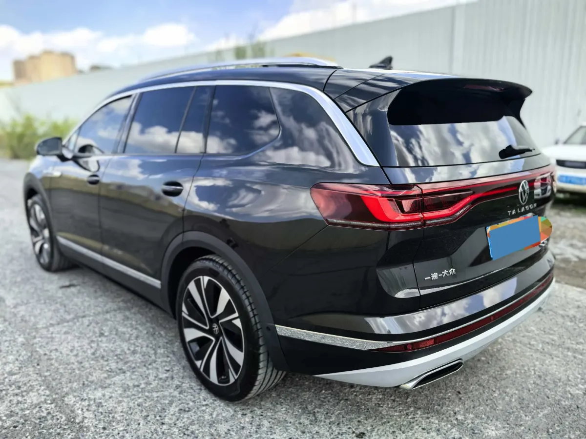 2025 Volkswagen Talagon 2.0T 220HP L4 7DCT,autocango,china used car exporter,china ev exporter,chinese used car exporter,chinese used ev exporter