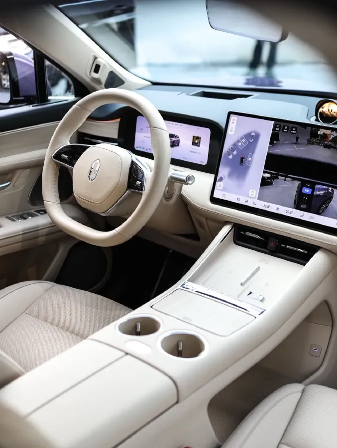 2025 AITO AITO M5 1.5T 152HP L4 REEV 42KWH,autocango,china used car exporter,china ev exporter,chinese used car exporter,chinese used ev exporter