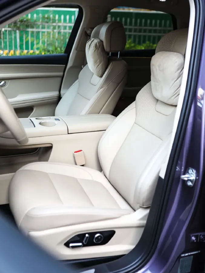 2025 AITO AITO M5 1.5T 152HP L4 REEV 42KWH,autocango,china used car exporter,china ev exporter,chinese used car exporter,chinese used ev exporter