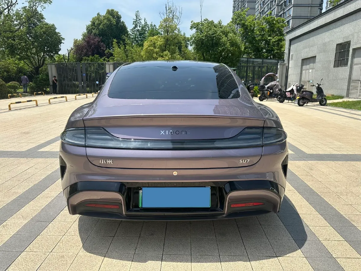 2024 MI SU7 BEV 73.6KWH,autocango,china used car exporter,china ev exporter,chinese used car exporter,chinese used ev exporter