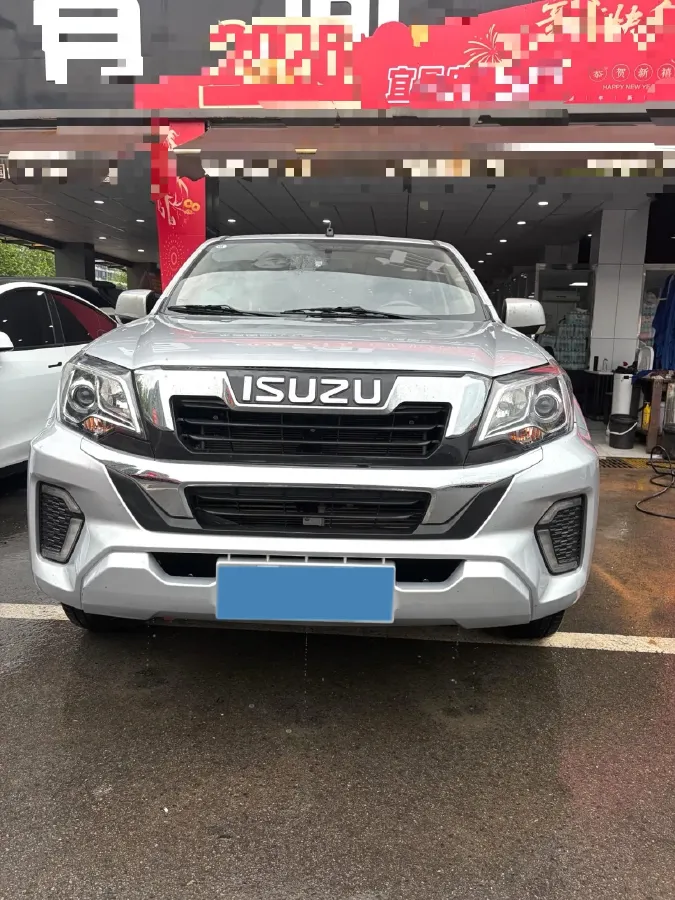 2024 Isuzu Jim 2.5T 143HP L4 8AT,autocango,china used car exporter,china ev exporter,chinese used car exporter,chinese used ev exporter