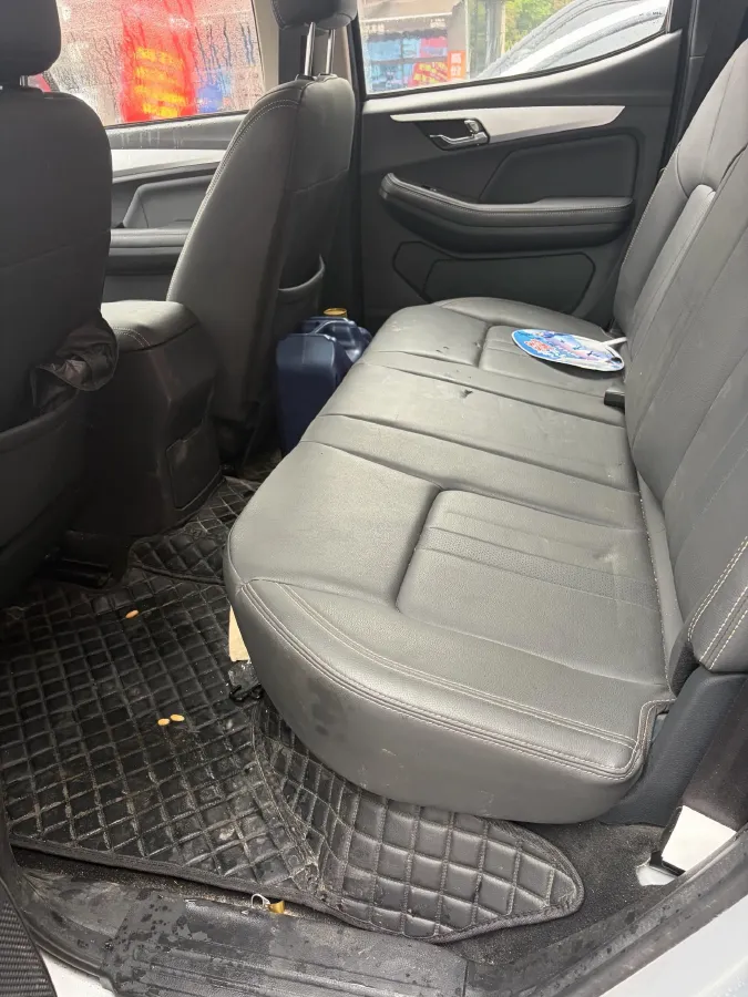 2024 Isuzu Jim 2.5T 143HP L4 8AT,autocango,china used car exporter,china ev exporter,chinese used car exporter,chinese used ev exporter