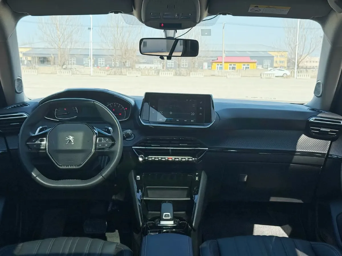 2022 Peugeot 2008 1.2T 136HP L3 6DCT,autocango,china used car exporter,china ev exporter,chinese used car exporter,chinese used ev exporter