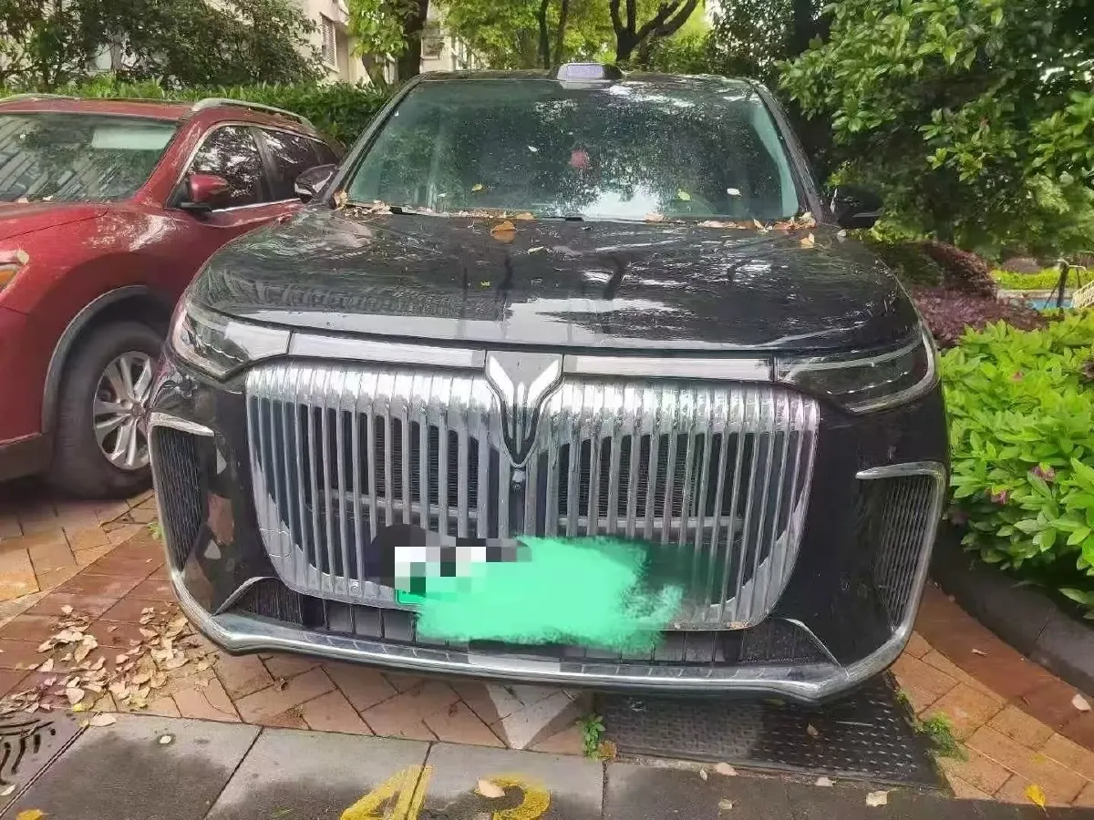 2025 Voyah Dream 1.5T 150HP L4 PHEV 41.7KWH,autocango,china used car exporter,china ev exporter,chinese used car exporter,chinese used ev exporter