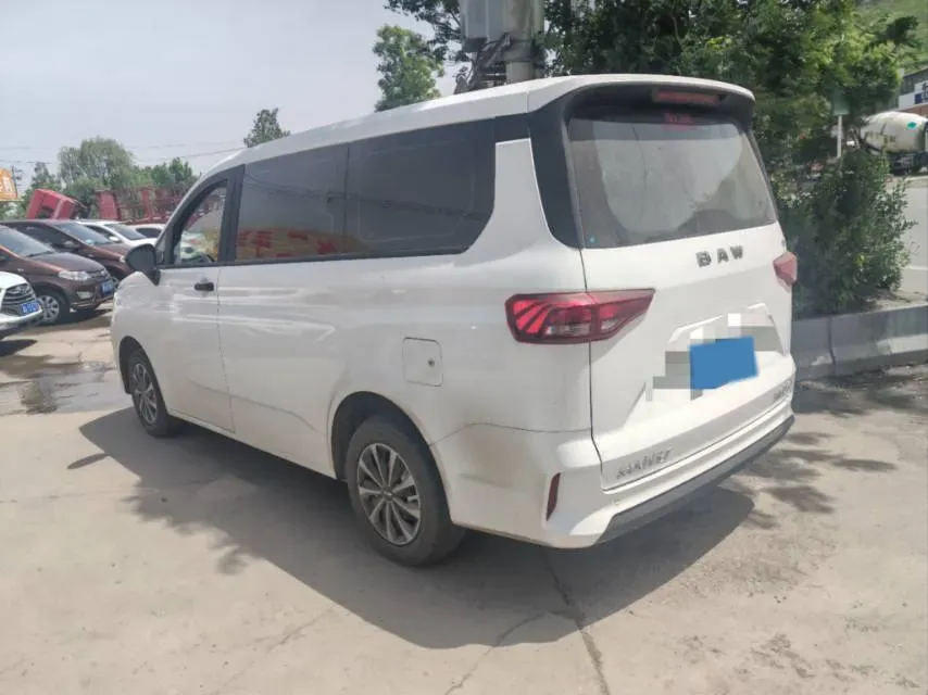 2023 BAW RuiSheng Trump M7 1.6L 124HP L4 5MT,autocango,china used car exporter,china ev exporter,chinese used car exporter,chinese used ev exporter