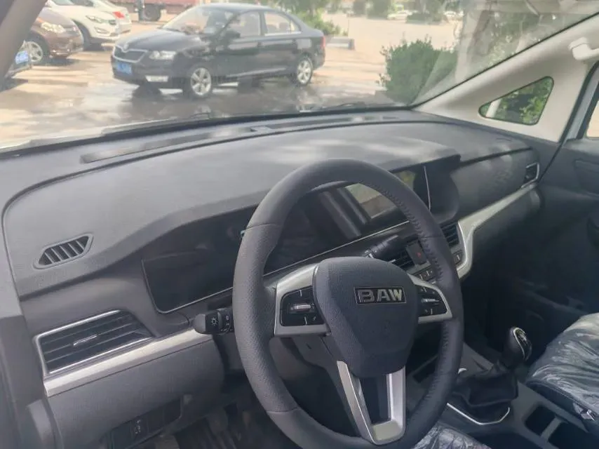 2023 BAW RuiSheng Trump M7 1.6L 124HP L4 5MT,autocango,china used car exporter,china ev exporter,chinese used car exporter,chinese used ev exporter