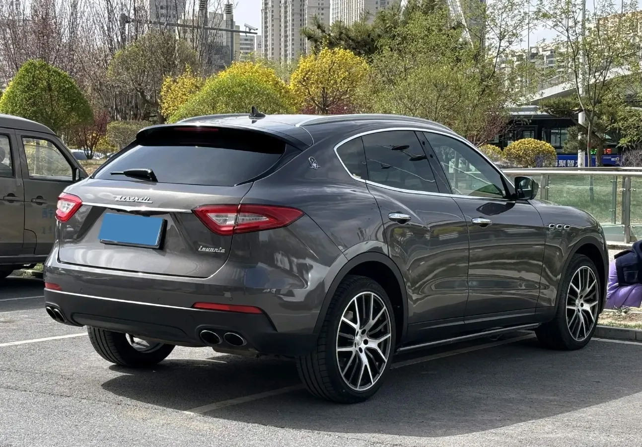 2018 Jaguar XJ 3.0T 340HP V6 8AT,autocango,china used car exporter,china ev exporter,chinese used car exporter,chinese used ev exporter