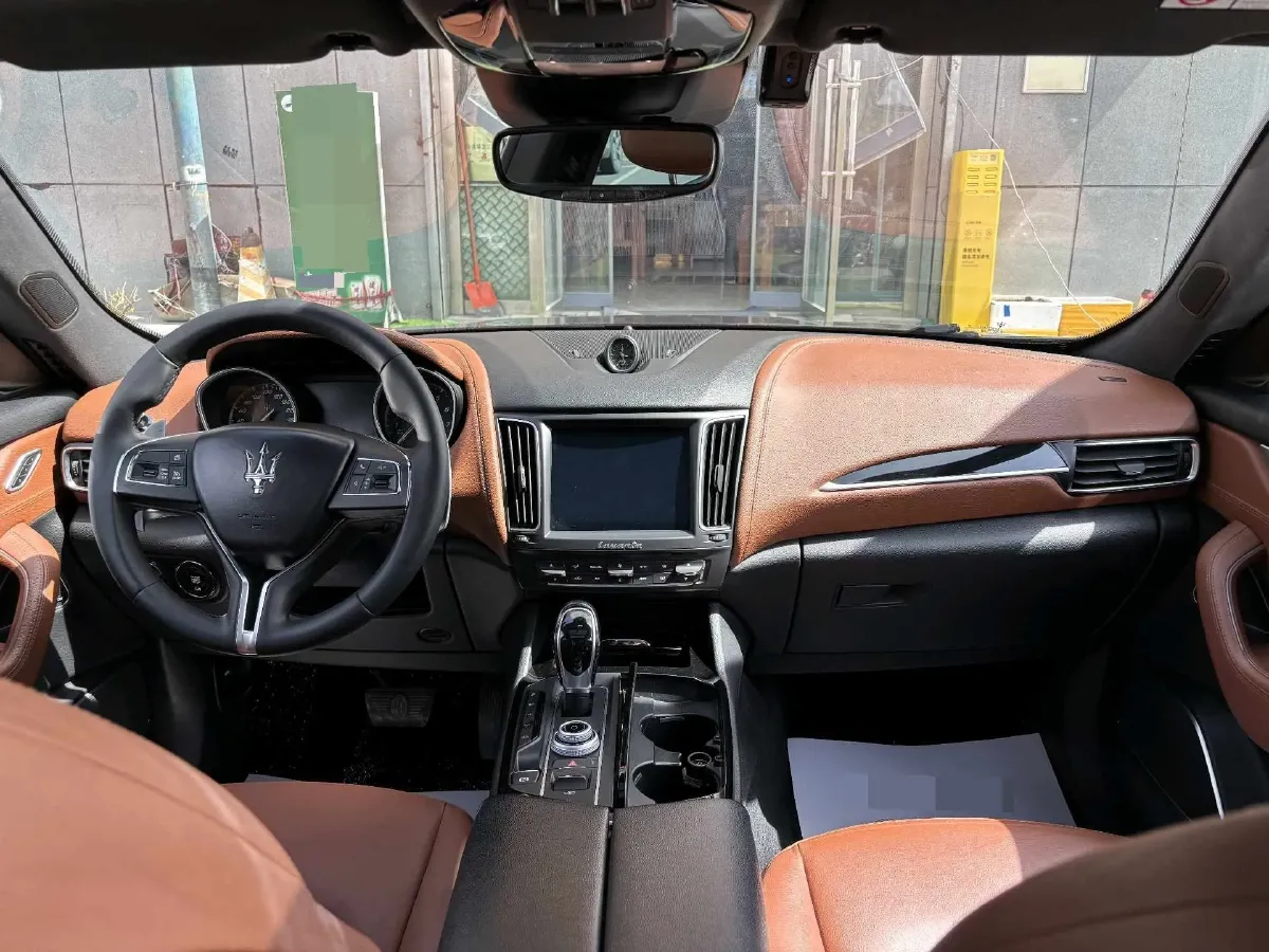 2018 Jaguar XJ 3.0T 340HP V6 8AT,autocango,china used car exporter,china ev exporter,chinese used car exporter,chinese used ev exporter