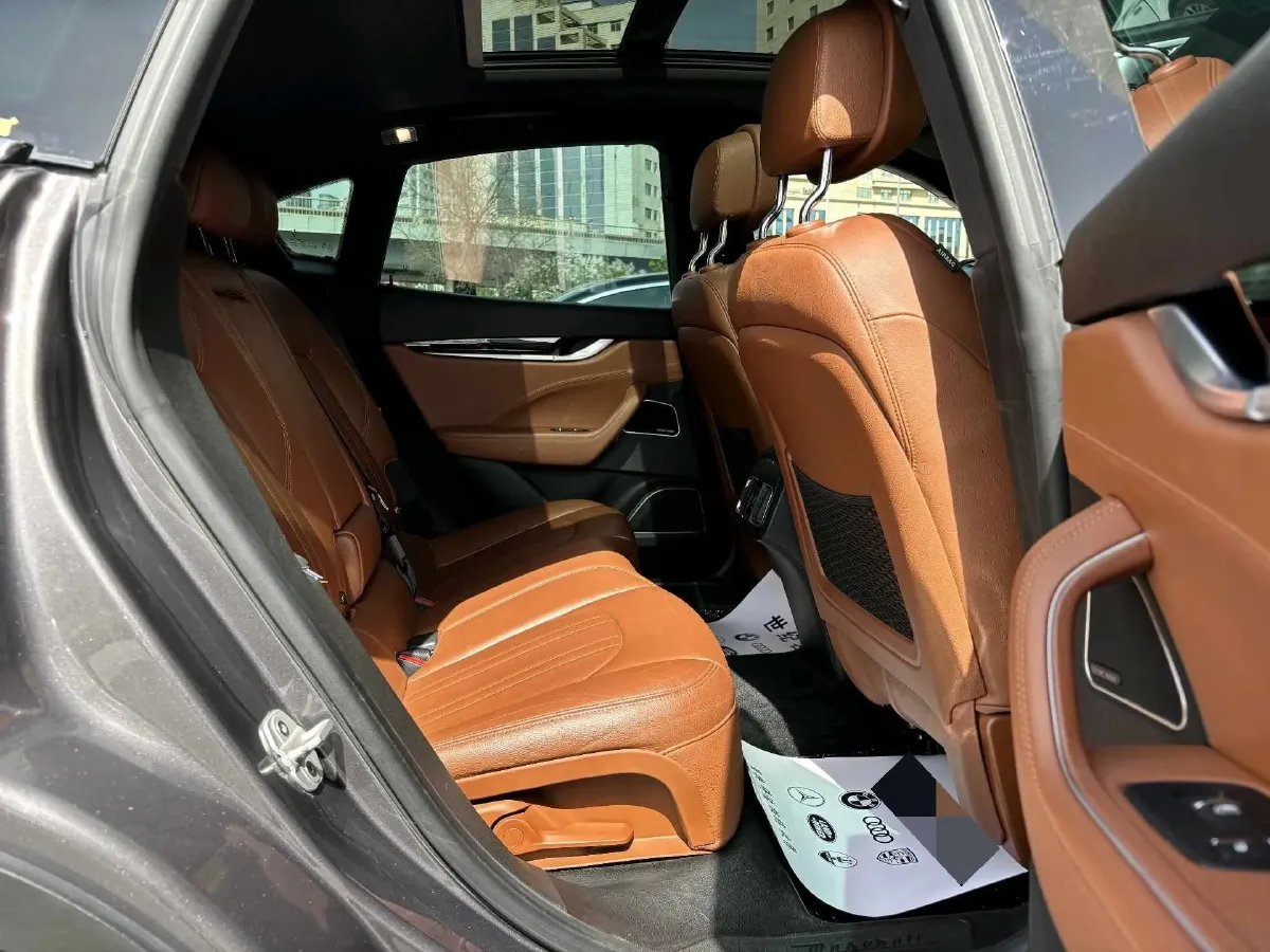 2018 Jaguar XJ 3.0T 340HP V6 8AT,autocango,china used car exporter,china ev exporter,chinese used car exporter,chinese used ev exporter