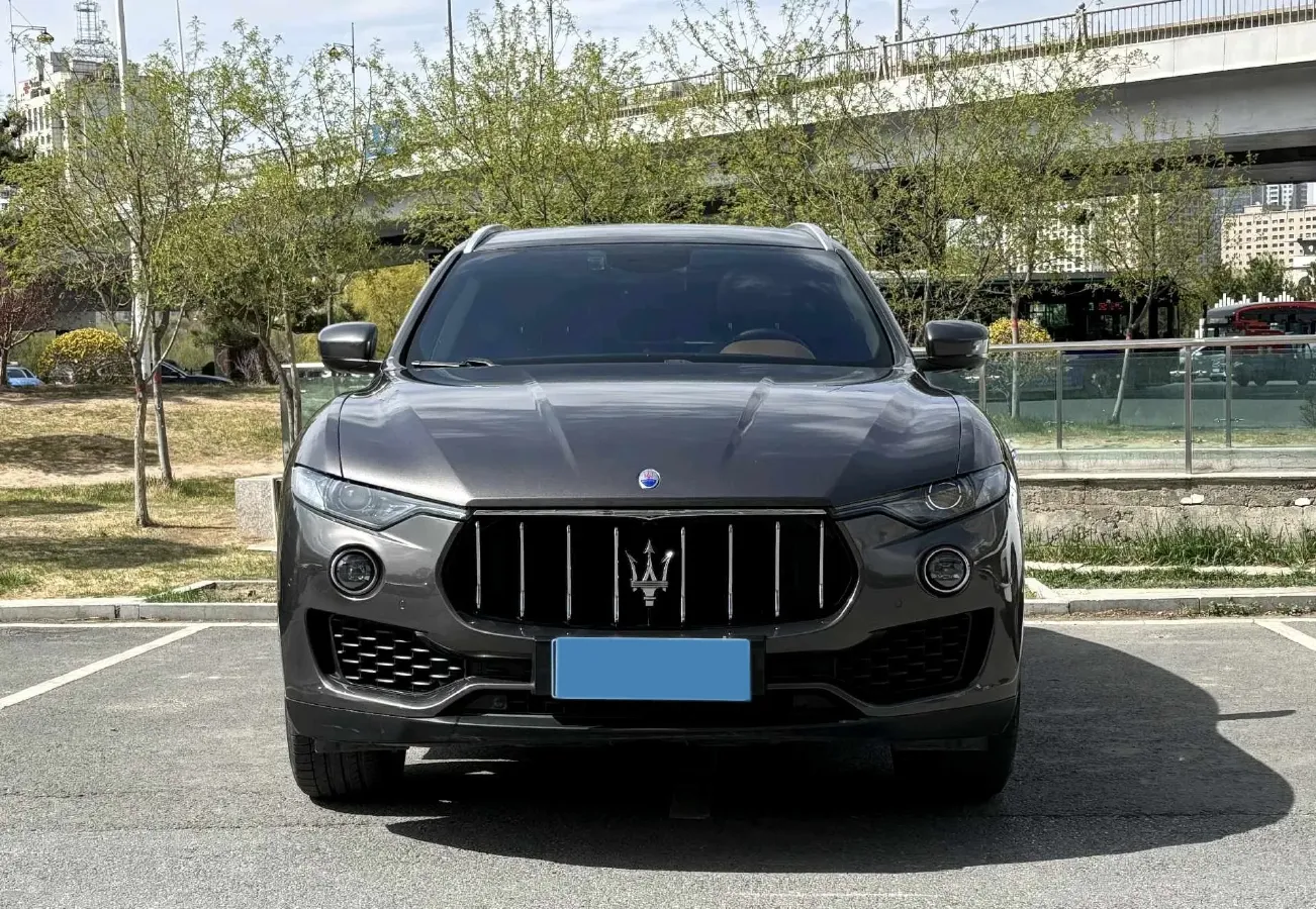 2018 Jaguar XJ 3.0T 340HP V6 8AT,autocango,china used car exporter,china ev exporter,chinese used car exporter,chinese used ev exporter