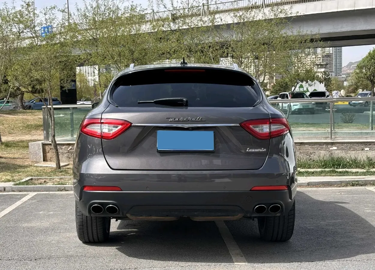 2018 Jaguar XJ 3.0T 340HP V6 8AT,autocango,china used car exporter,china ev exporter,chinese used car exporter,chinese used ev exporter