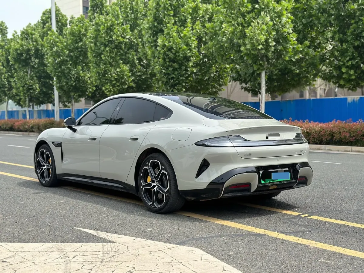 2024 MI SU7 BEV 73.6KWH,autocango,china used car exporter,china ev exporter,chinese used car exporter,chinese used ev exporter