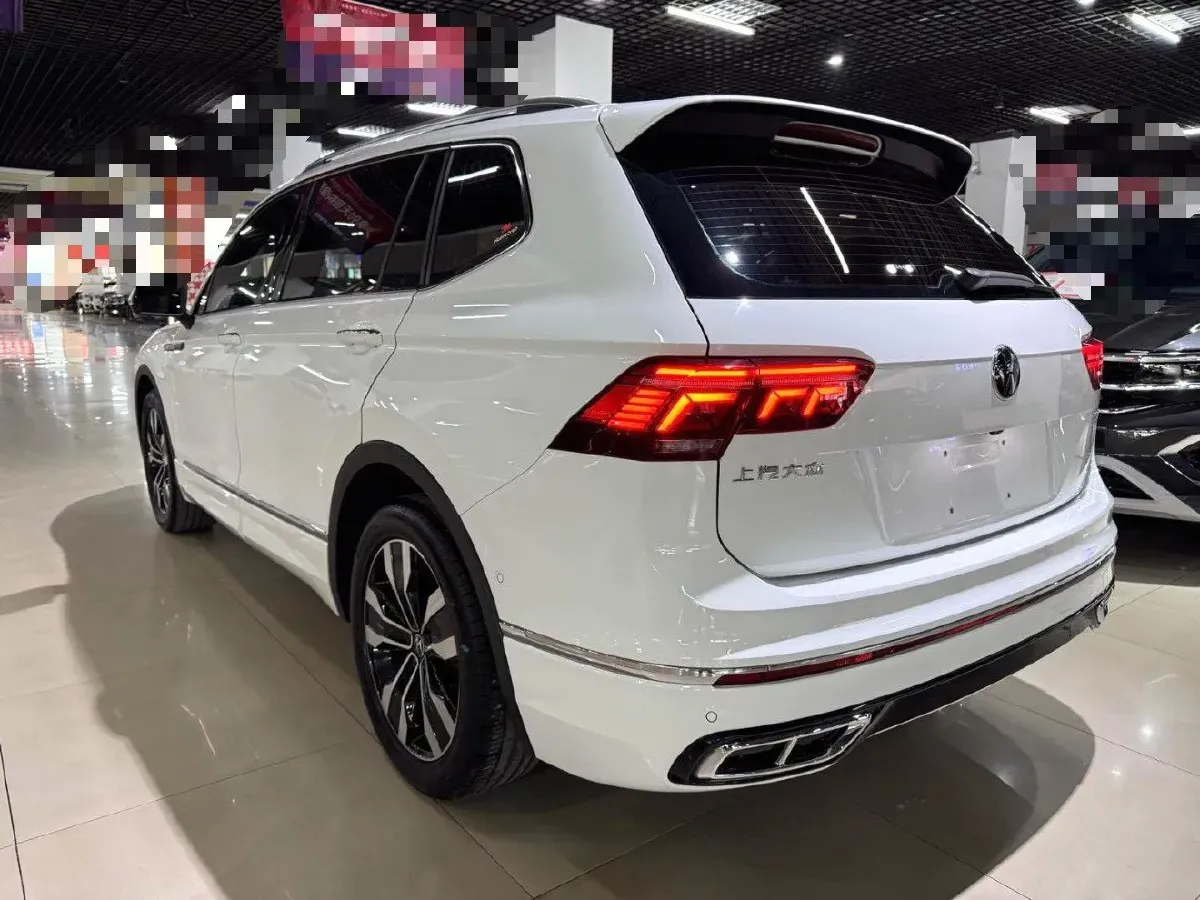 2024 Volkswagen Tiguan L 2.0T 186HP L4 7DCT,autocango,china used car exporter,china ev exporter,chinese used car exporter,chinese used ev exporter