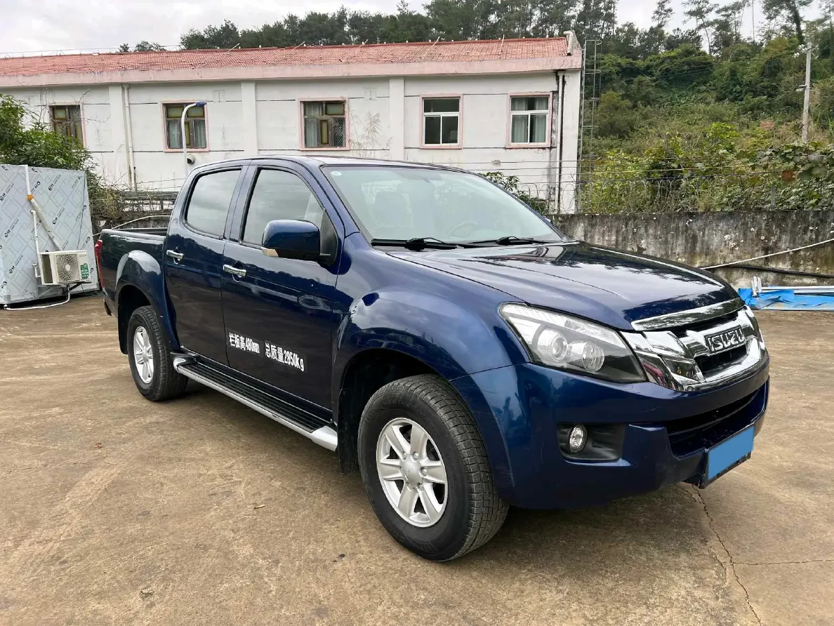 2020 Isuzu LingTuo 2.5T 150HP L4 6MT,autocango,china used car exporter,china ev exporter,chinese used car exporter,chinese used ev exporter