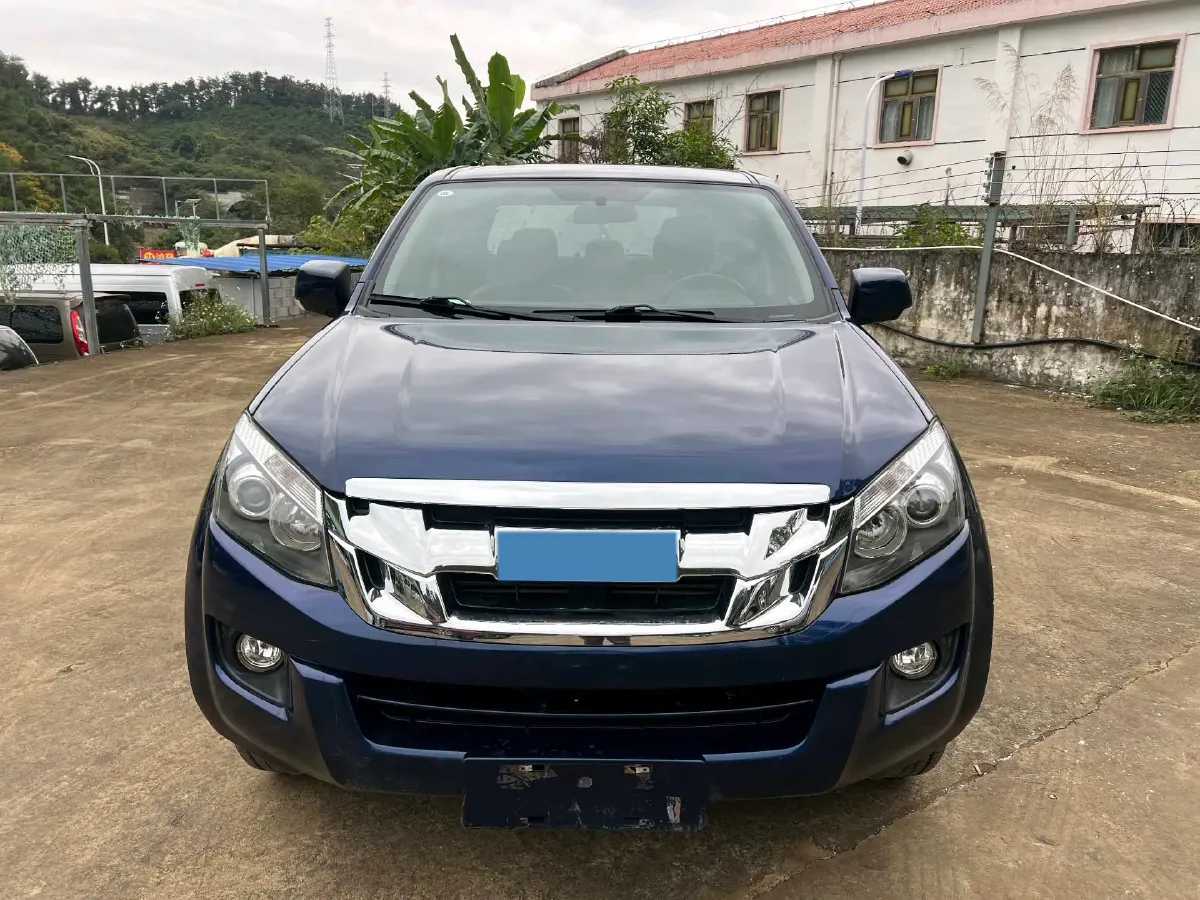 2020 Isuzu LingTuo 2.5T 150HP L4 6MT,autocango,china used car exporter,china ev exporter,chinese used car exporter,chinese used ev exporter