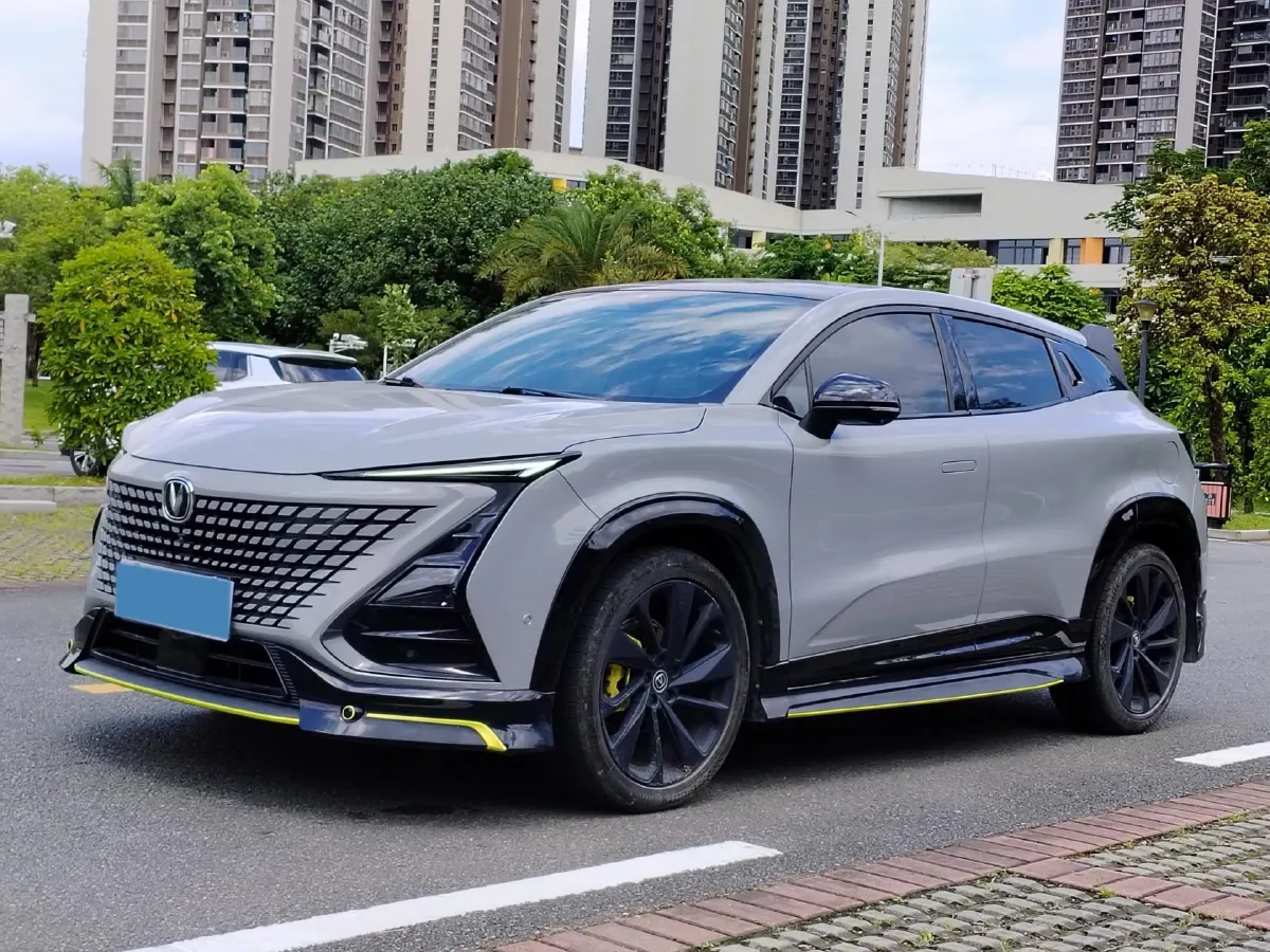 2022 ChangAn UNI-T 2.0T 233HP L4 8AT,autocango,china used car exporter,china ev exporter,chinese used car exporter,chinese used ev exporter
