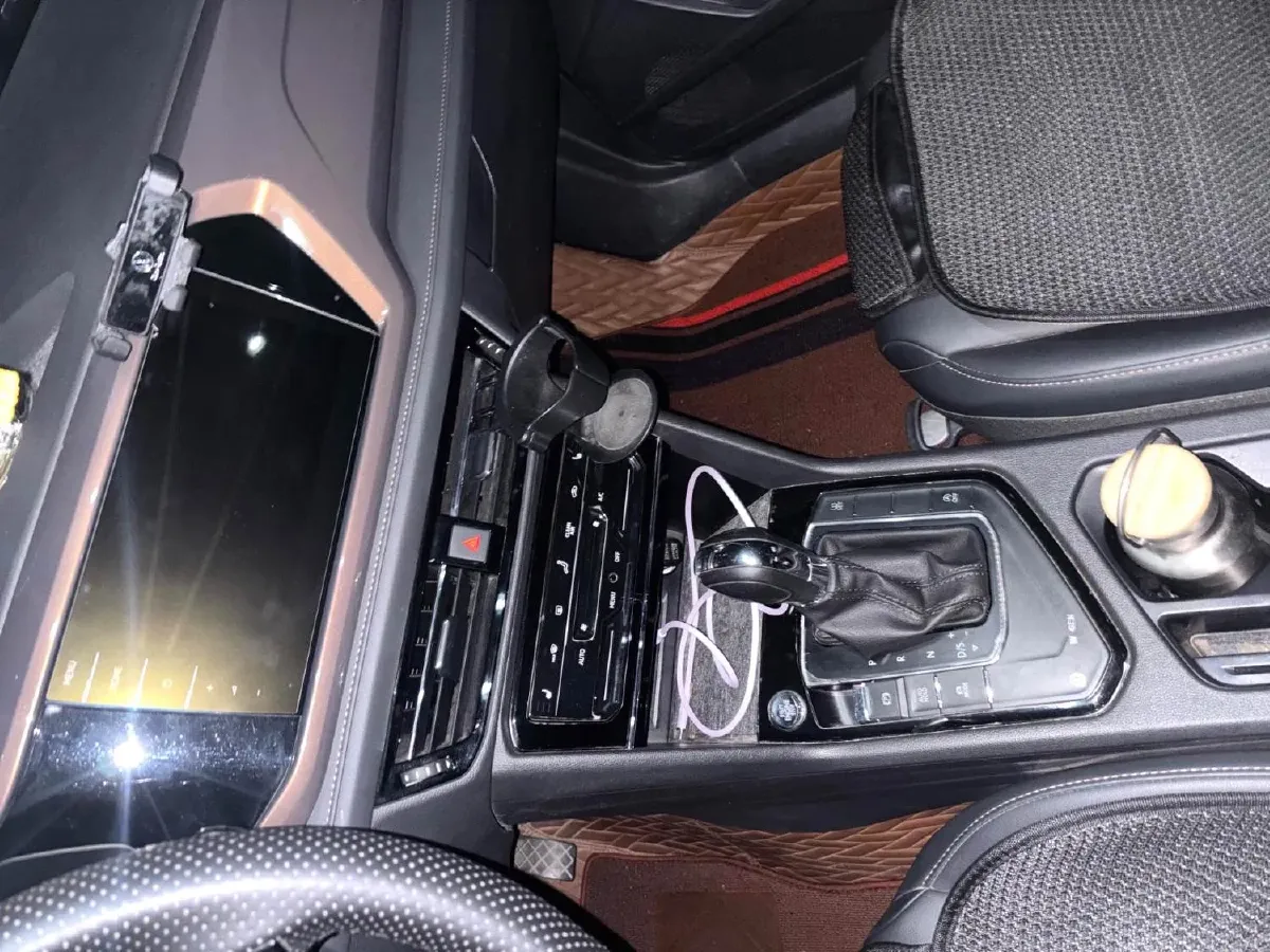 2021 Volkswagen Tharu 1.4T 150HP L4 7DCT,autocango,china used car exporter,china ev exporter,chinese used car exporter,chinese used ev exporter