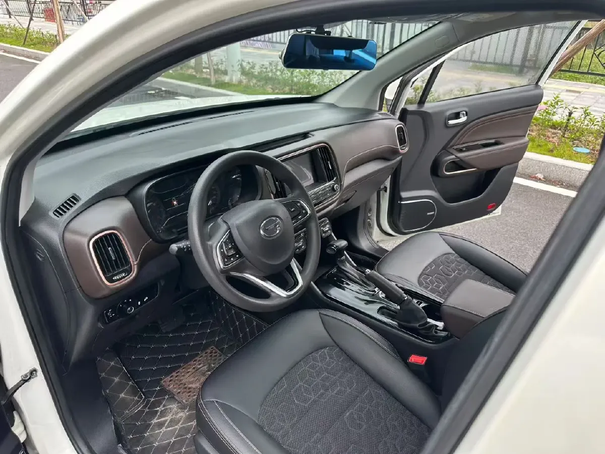 2017 GAC Trumpchi GS3 1.5L 114HP L4 6AT,autocango,china used car exporter,china ev exporter,chinese used car exporter,chinese used ev exporter