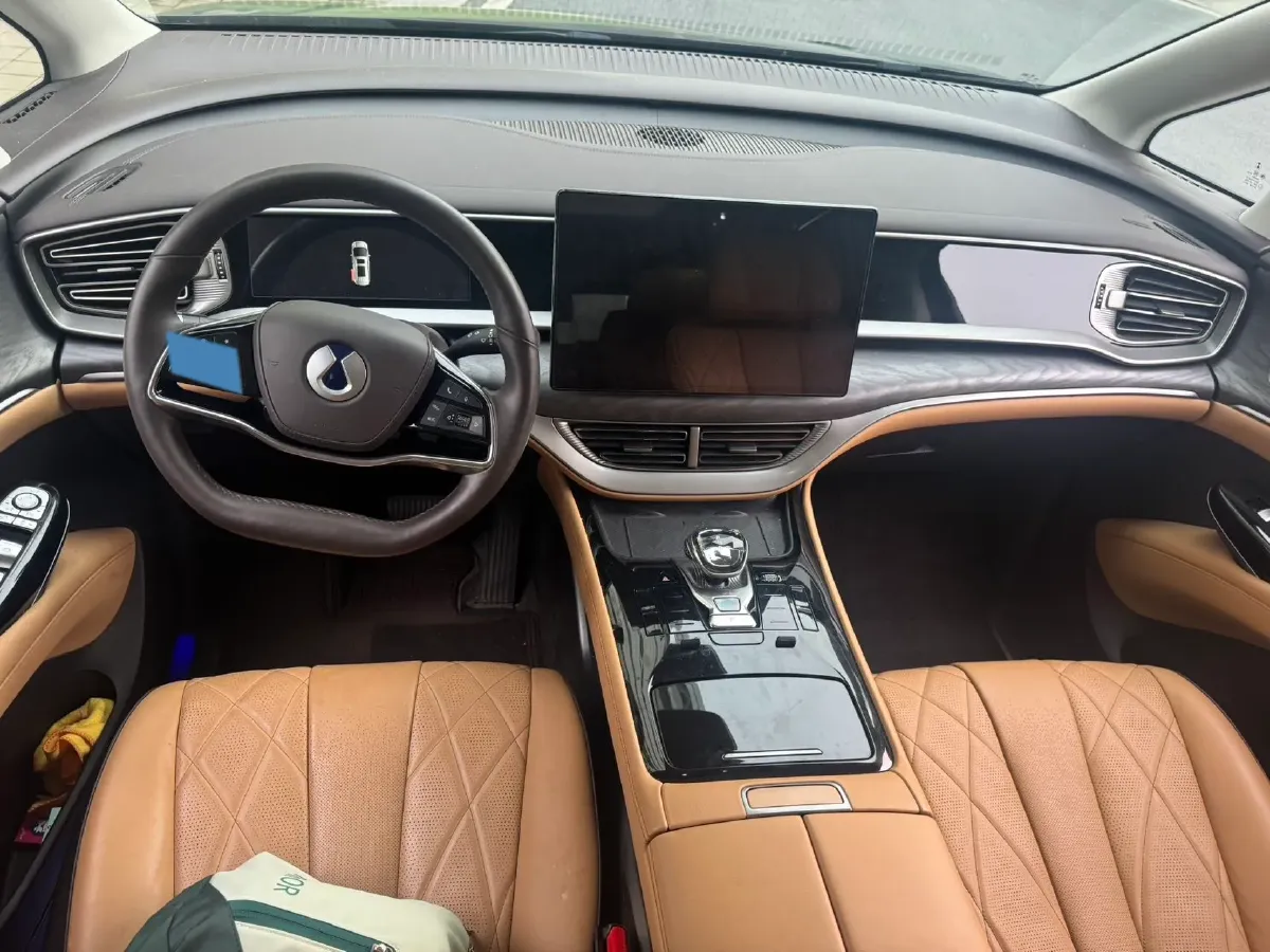 2024 Denza D9 1.5T 139HP L4 E-CVT PHEV 40KWH,autocango,china used car exporter,china ev exporter,chinese used car exporter,chinese used ev exporter