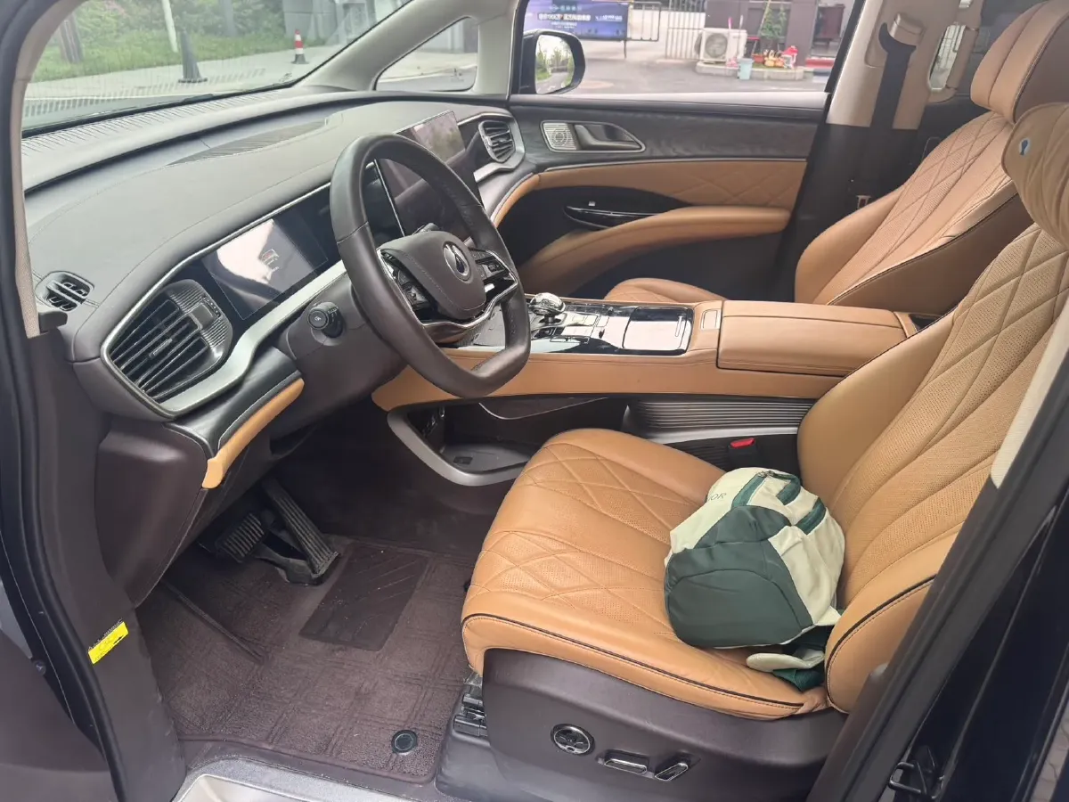 2024 Denza D9 1.5T 139HP L4 E-CVT PHEV 40KWH,autocango,china used car exporter,china ev exporter,chinese used car exporter,chinese used ev exporter